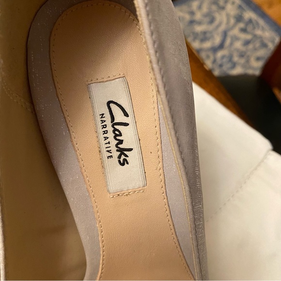 Clark women shoes, high heels, gray, pre owned - Picture 4 of 5